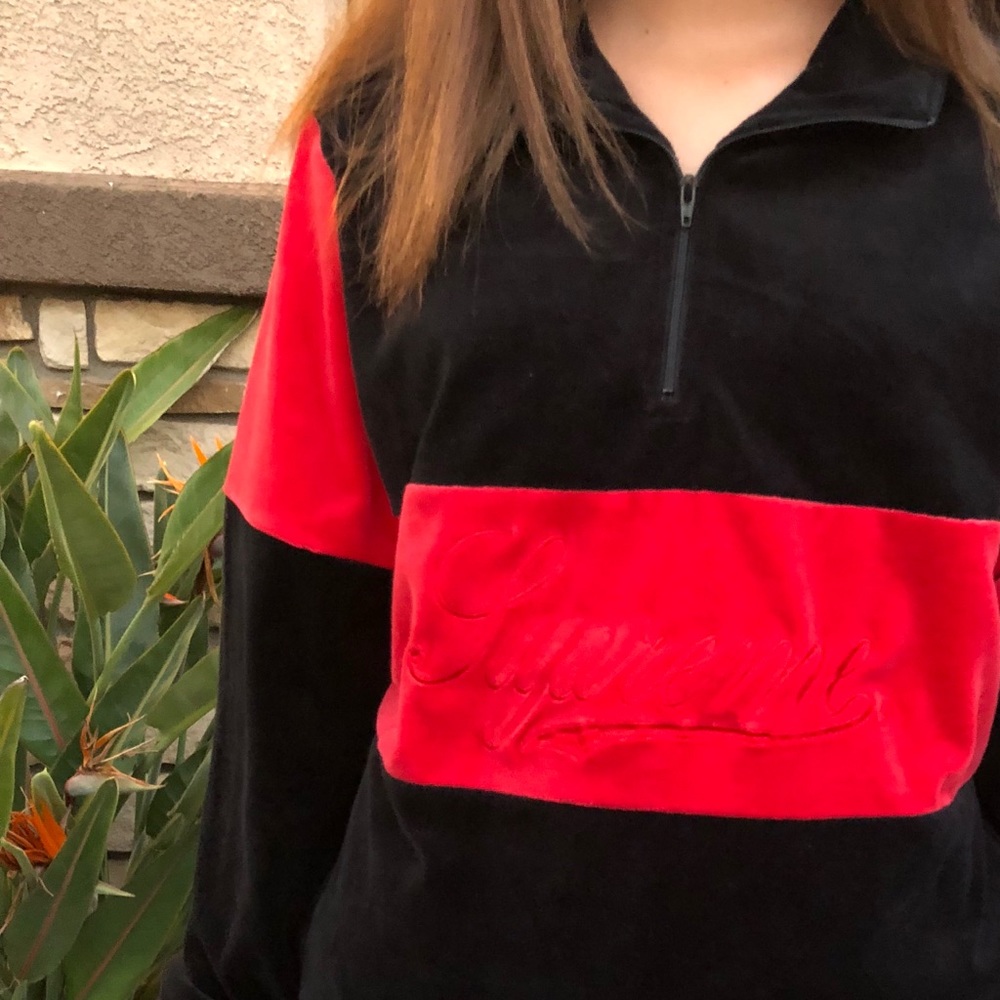 Supreme sweater